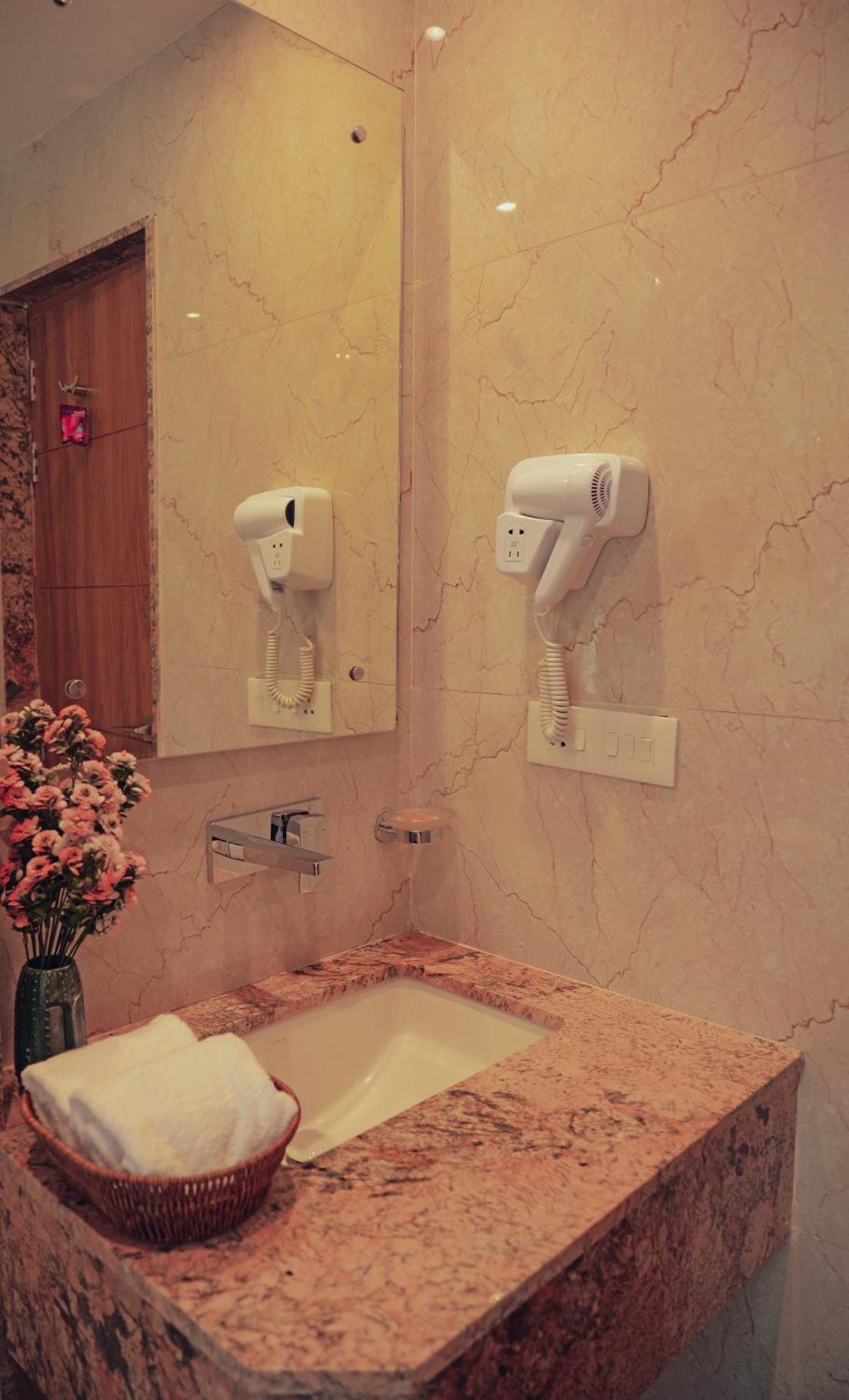 The Novello By Evergreen Mussoorie Exterior foto